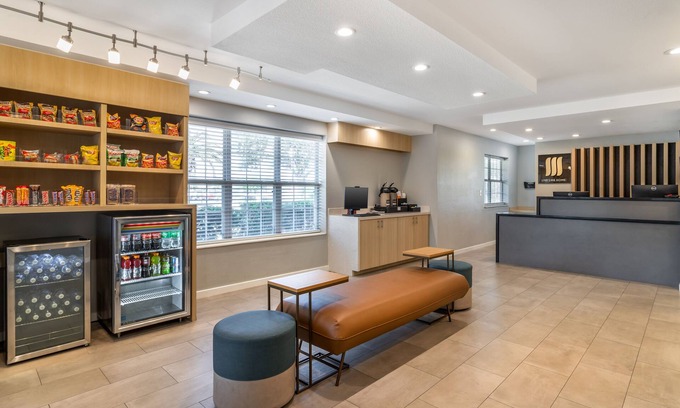 Nassau Bay Hotel | MainStay Suites Houston NASA/Clear Lake