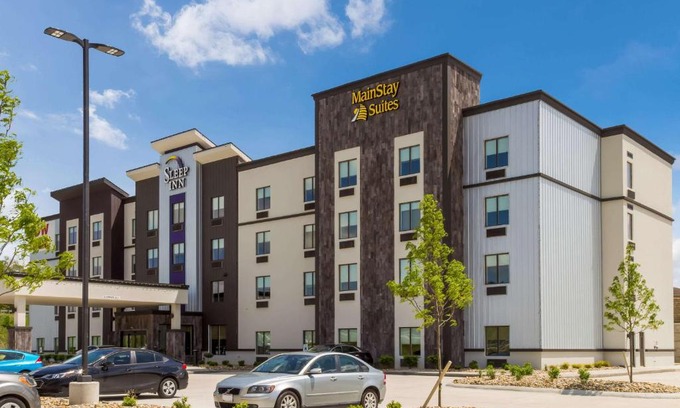Logan Hotel | MainStay Suites Logan Ohio-Hocking Hills