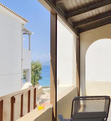 Souvala Apartamento | Mairi's SummerHouse - seaside, en-suite, 2-bedroom summerhouse