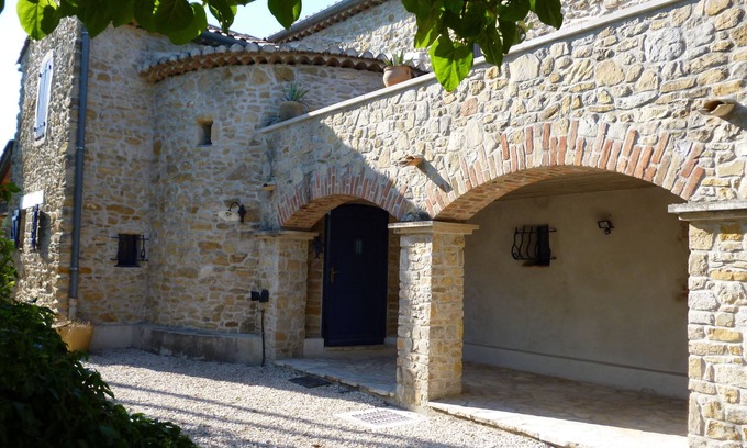 Saint-Sauveur-de-Cruzieres Otro | Maison de Caractère au Calme Ardéchois / 17 Pers max