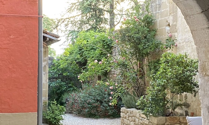 Montaren-et-Saint-Mediers Casa | Maison de Village de Charme à 5 Minutes D'uzes