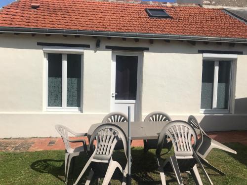 Fleury-les-Aubrais Casa | Maison à Orléans avec jardin