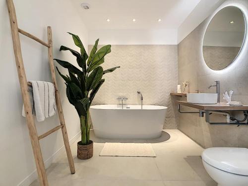 Le Pharo Apartamento | - - - Maison ŪMA - - - Wifi, Mer et Centre