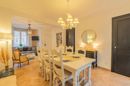 Marcq-en-Baroeul Casa | Maison 2 chambres avec jardin & parking gratuit
