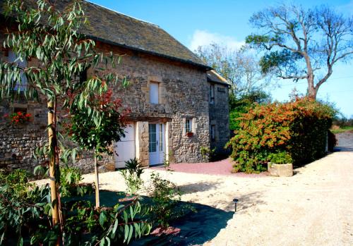Vierville-sur-Mer Casa | Maison 2 chambres avec espace extérieur privé et petit-déjeuner en supplément - fait-maison et produits locaux