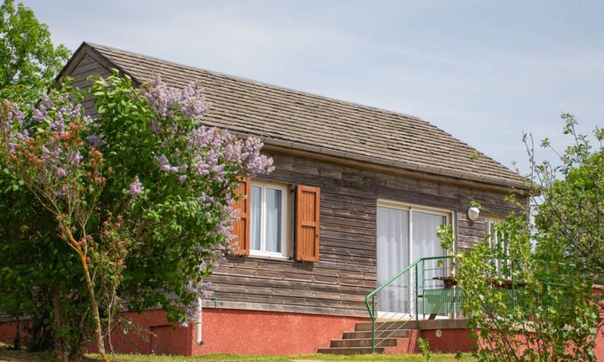 Albaret-le-Comtal Casa | 50 m² Casa ∙ 2 habitaciones ∙ 6 personas