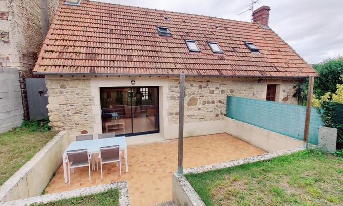 Fontaine-Etoupefour Casa | Maison 50m2 - 2 chambres - Jardin