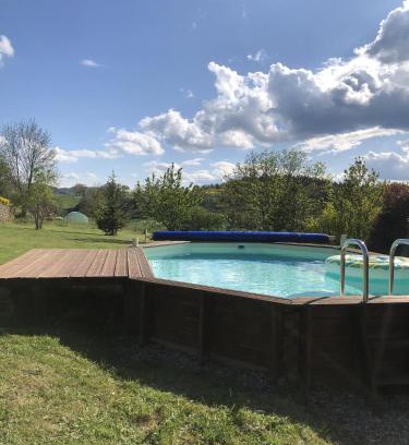 Vernoux-en-Vivarais Casa | Maison 6 Personnes Avec Piscine