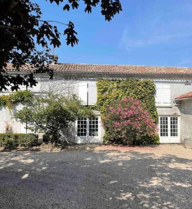 Bellevigne Casa | Maison 8 pers, piscine, au cœur du pays de Cognac