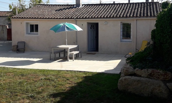 Dampierre-sur-Boutonne Casa | Maison au Calme Avec Jardin, Terrasse et Barbecue