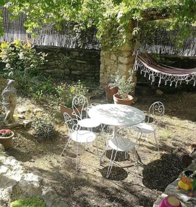 Rustrel Casa | Maison a Rustrel (A coté du Colorado Provençal)