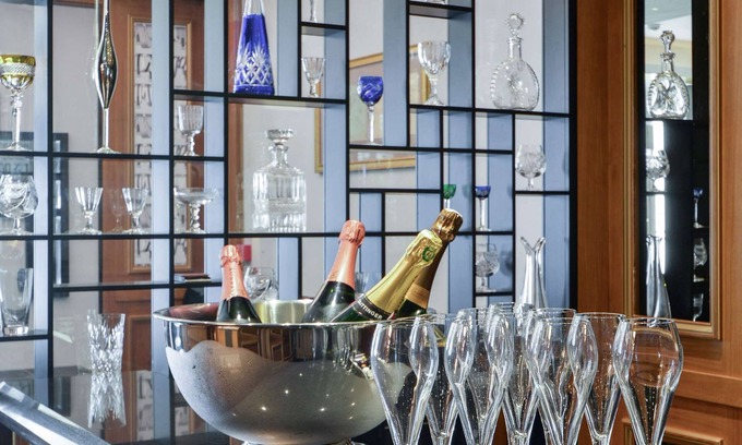 Madeleine Hotel | Maison Astor Paris, Curio Collection by Hilton