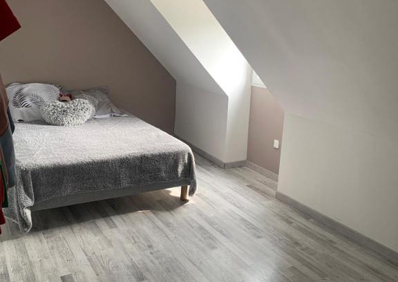 Voivres-les-le-Mans Casa | Maison au calme 4 ch. Jardin et grand jacuzzi