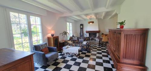 Condette Casa | Maison au calme avec jardin près du Château, forêt et plage