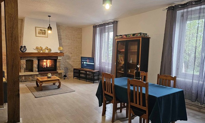 Le Creusot Casa | Maison au Calme ,vue Panoramique. A 5mn du Parc D'attraction, Idéal Pour Famille