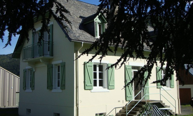 Arrens-Marsous Casa | Maison au Coeur du Val D'azun Proche Toutes Commodités, Idéale en Famille/amis