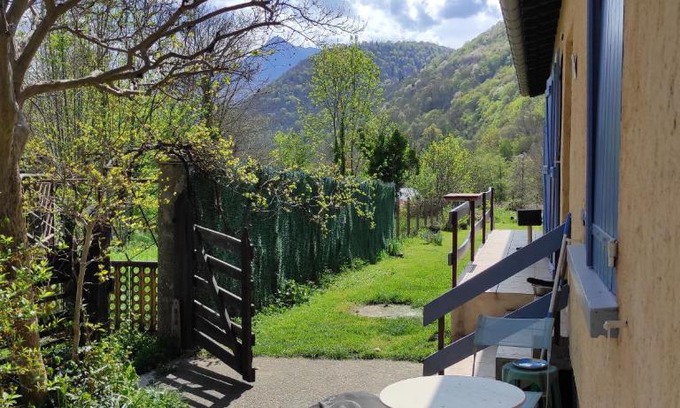 Aspet Casa | Maison au pied de la montagne