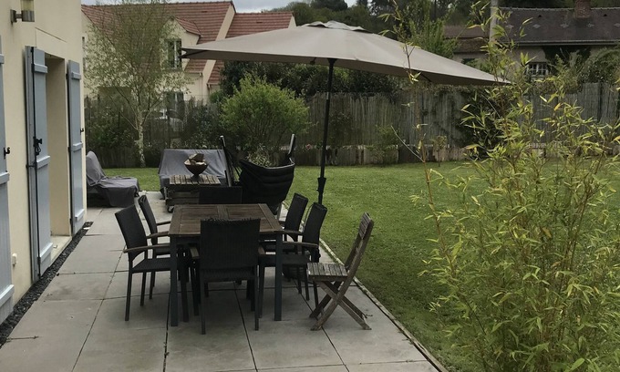 Gometz-le-Chatel Casa | Maison Avec Grand Jardin en Centre Ville au Cœur de la Vallée de Chevreuse