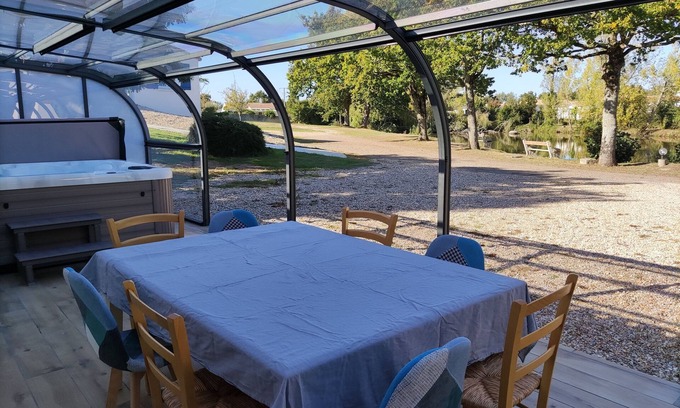 Avrille Casa | Maison Avec Jacuzzi, Proche Plages
