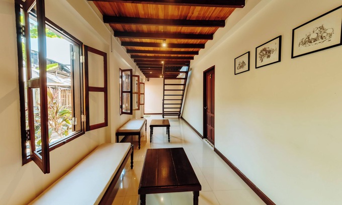 Luang Prabang Hotel | Maison Barn Laos Guesthouse