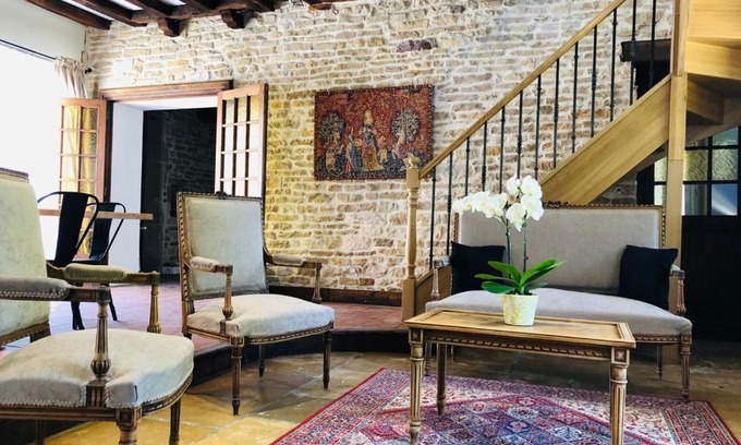 Nuits-Saint-Georges Cama Y Desayuno | Maison Céleste