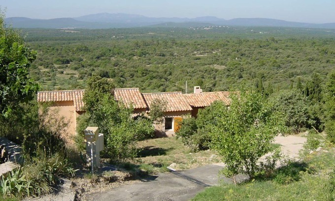 Saint-Julien Casa | Maison Calme Devant un Panorama Exceptionnel