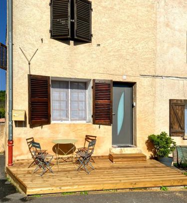 Montmeyan Casa | Maison chaleureuse