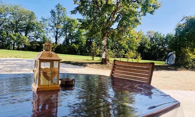 Saint-Quentin-du-Dropt Casa | Maison chaleureuse Spa privé