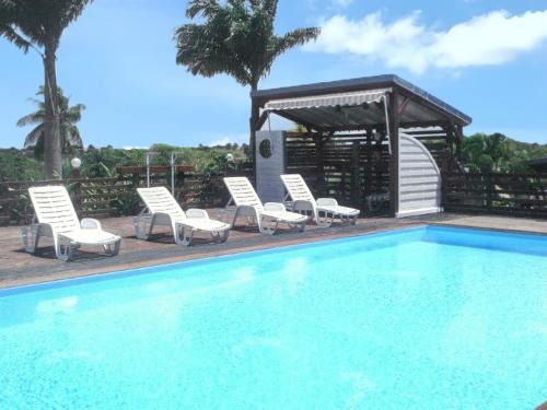 Sainte-Anne Casa | Maison charmante à Sainte Anne avec piscine partagée