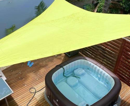 Le Centre Casa | Maison charmante à Saint-Louis + Jacuzzi