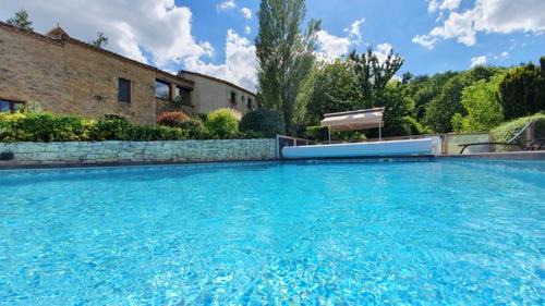 Puy-l'Eveque Casa | Maison charmante au cœur de Puy-l'Évêque avec piscine partagée