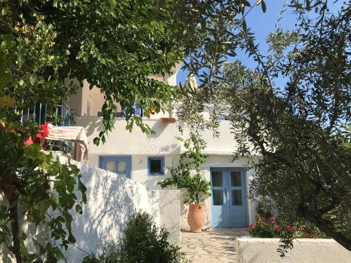 Livadi Casa | Maison charme avec piscine privée, près de la mer à Sappounakeika, Tyros