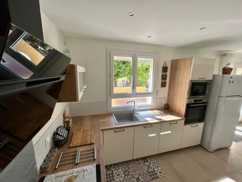 Argeles-sur-Mer Villa | Maison climatisée 5 pièces avec jardin privé et parking, proche gare et centre à Argelès-sur-Mer - FR-1-388-217