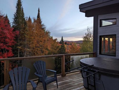 Lac-Superieur Chalet De Esquí | Maison contemporaine Tremblant- Spa & tranquillité