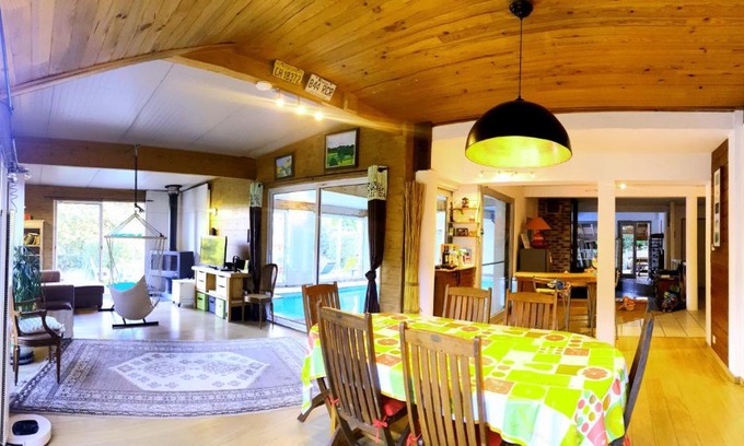 Saint-Pardoux-le-Vieux Casa | Maison conviviale 8 personne avec piscine intérieure, à la campagne