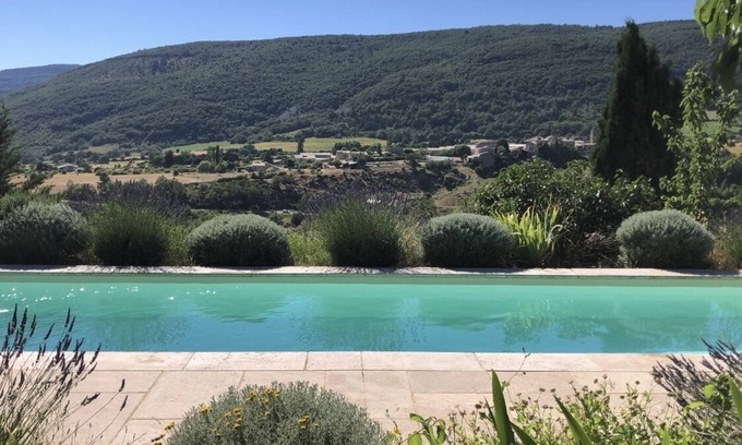 L'Hospitalet Casa | Maison D'architecte en Provence Avec vue et Piscine