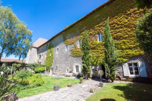 Mortemart Casa | Maison d'Hôtes de l'Ancien Couvent des Carmes