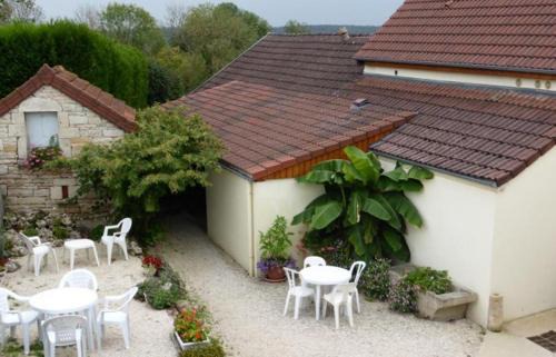 Montbardois Cama Y Desayuno | Maison d'Hote le Relais de morville