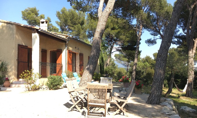 Le Barroux Casa | Maison Dans Pinède Dominante, Calme Absolu, vue Exceptionnelle