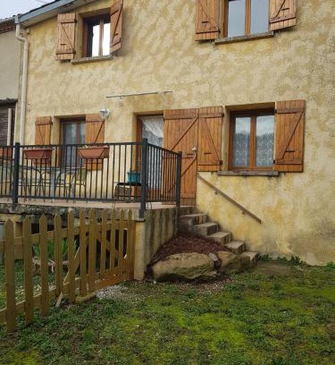 Carla-de-Roquefort Casa | Maison dans un village calme