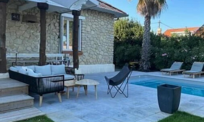 Soulac-sur-Mer Villa | Maison de 5 Chambres Pour 12 Personnes