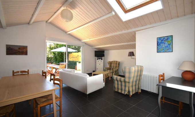 L'Aiguillon-sur-Vie Casa | Maison de bourg confortable entre Plage, Golf et Lacs
