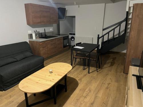 Limons Apartamento | Maison de bourg à Limons