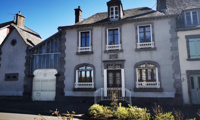 Champagnac Casa | Maison de bourg dans le Cantal