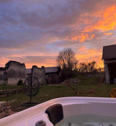Sceaux-du-Gatinais Casa | Maison de campagne Jacuzzi