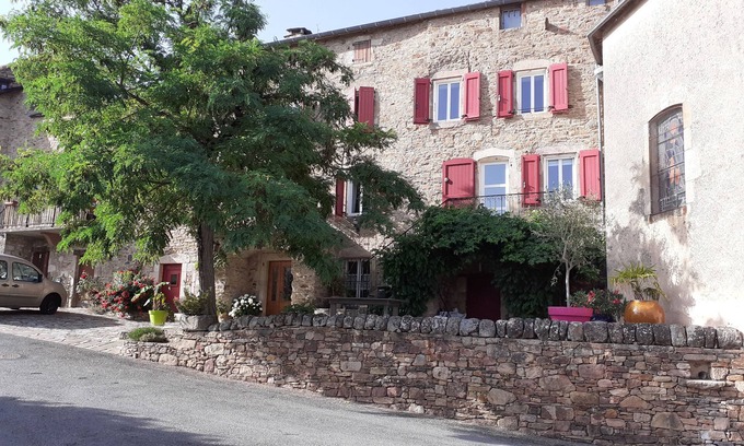 Viala-du-Tarn Casa | Maison de Caractère au Cœur des Grands Causses