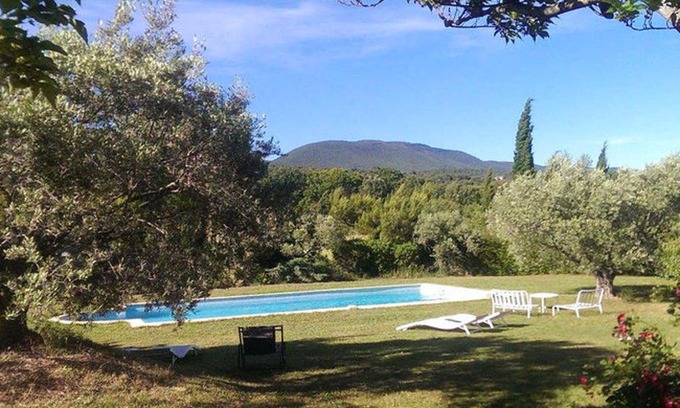 Cucuron Casa | Maison de charme en campagne à Cucuron avec piscine privée