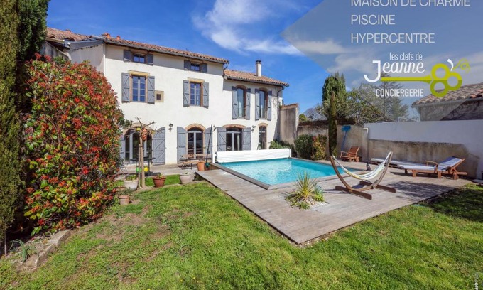 Lisle-sur-Tarn Casa | Maison de charme - Piscine - Hypercentre - 300m2