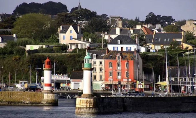 Groix Casa | Maison de Famille à 5 Minutes de la Plage à Pied