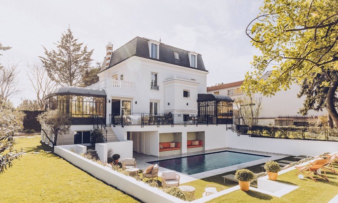 La Varenne Saint-Hilaire Casa | Maison de Prestige Avec Piscine Extérieure à Quelques pas de Paris ...!
